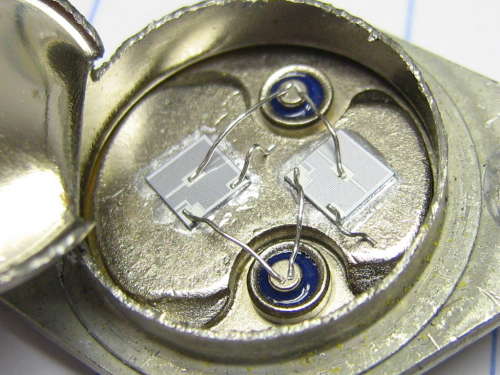 Dual MOSFET